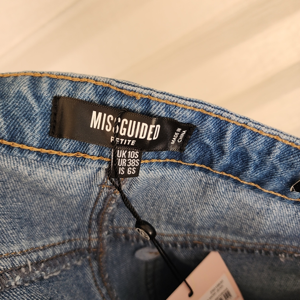Missguided petit riot high waisted mom jeans - Picture 11 of 14